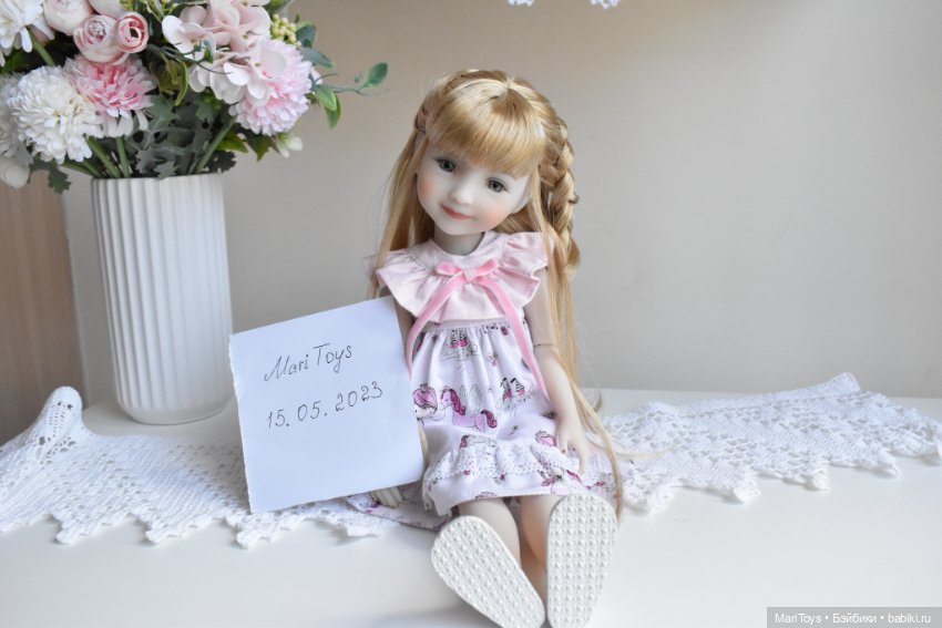 Кукла Ruby Red Sara 37 см / Игровые куклы / Шопик - продать купить ...