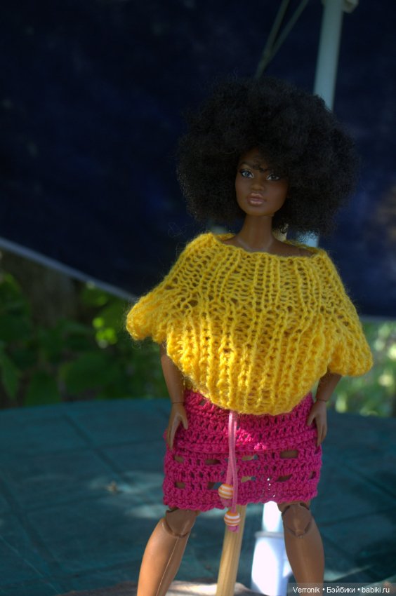 Свитер и юбка для Барби — Одежда для кукол (фото 9)