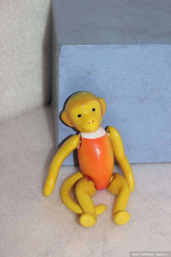 Целлулоидная игрушка СССР * Обезьяна *