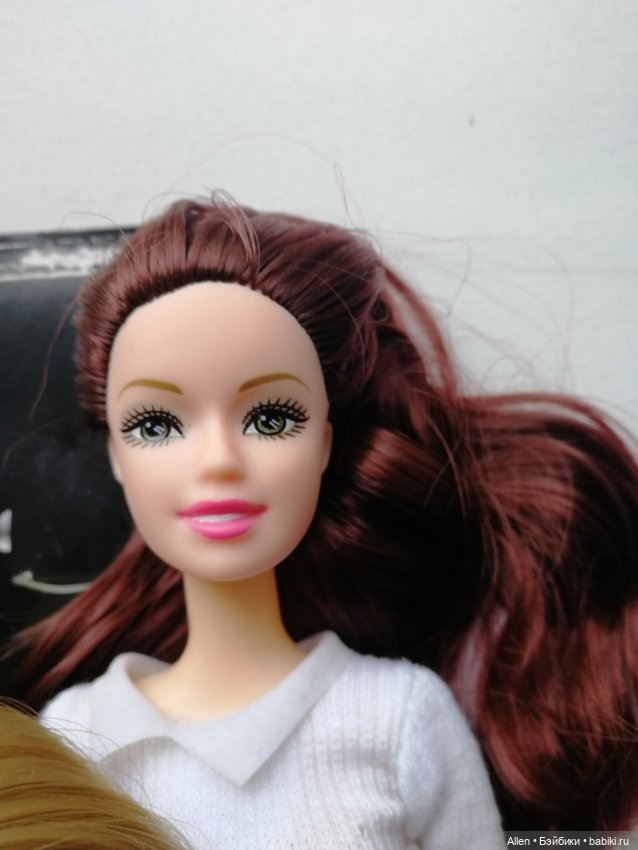 Лот разных кукол ( барби, БТС, Винкс, Курн, Кен ) (фото 8)