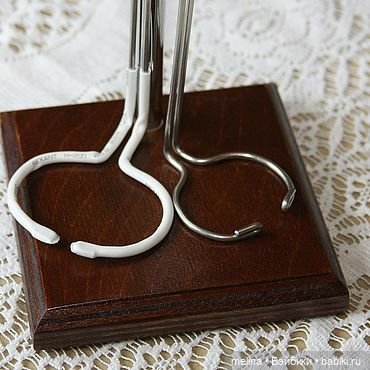 Прямоугольные стойки, подставки, стенды, основания для кукол высотой от 30см до 120см (фото 7)