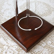 Прямоугольные стойки, подставки, стенды, основания для кукол высотой от 30см до 120см