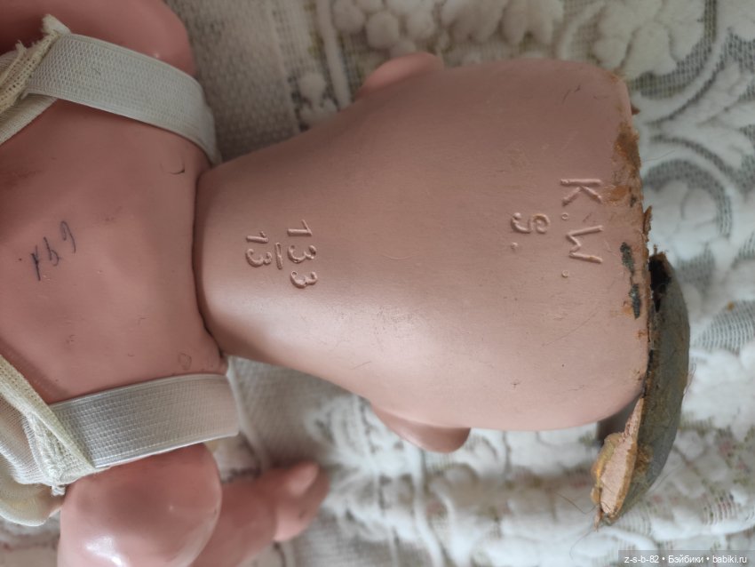 Булочка K&W — Антикварные куклы