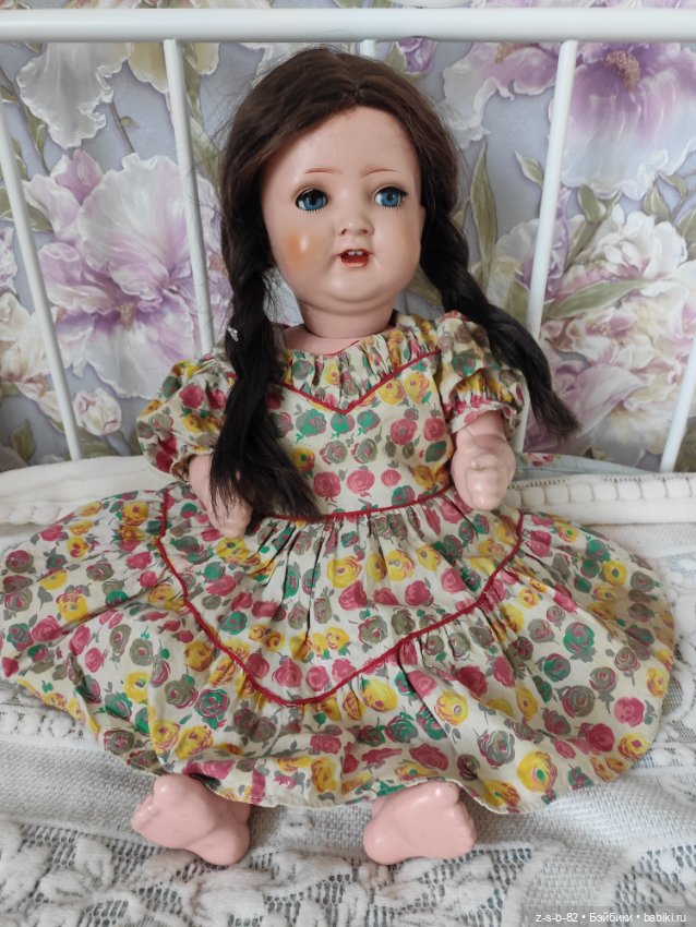 Булочка K&W — Антикварные куклы