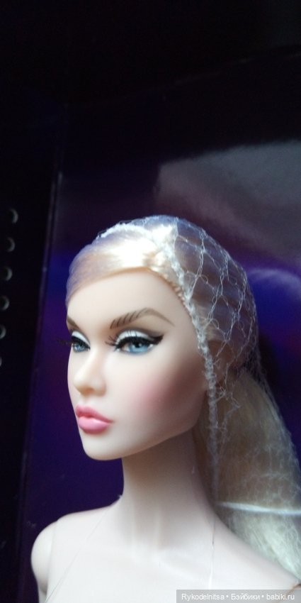 Фэшн - Silver Soirée Poppy Parker The 2021 Integrity Toys