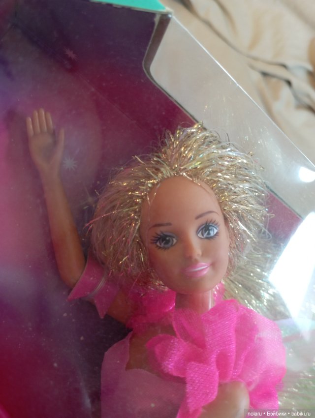 Синди Хасбро с золотыми волосами и крыльями. Фея, ангел, бабочка. редкая. Не открывалась. 1996 г (фото 2)