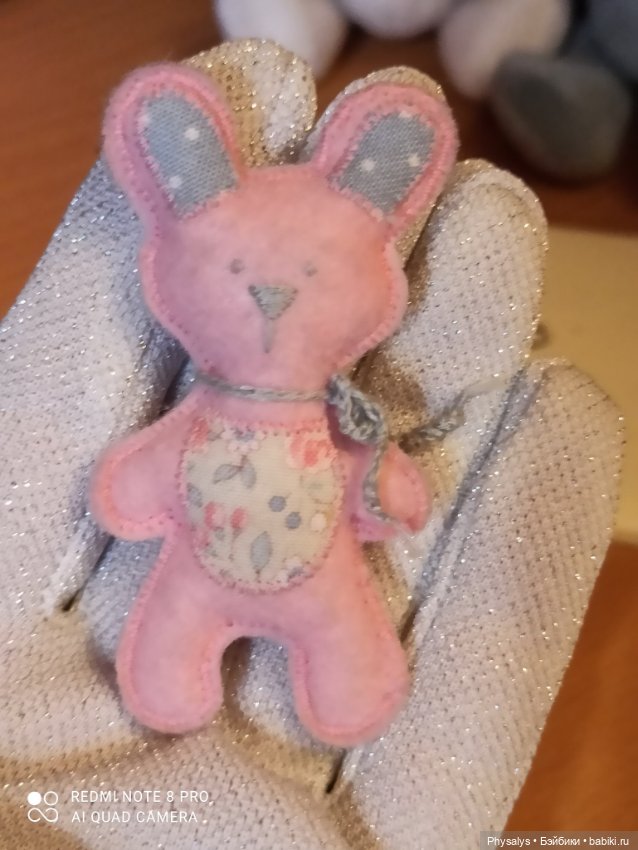 Пара зайчишек — Авторские игрушки (фото 4)