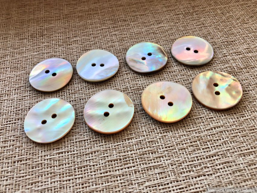 Перламутровые пуговицы — Одежда для кукол (фото 5)