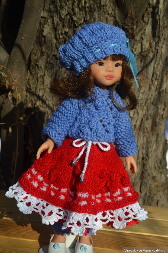 Свитер, юбка, шапочка и гетры для куклы Paola Reina (фото 4)
