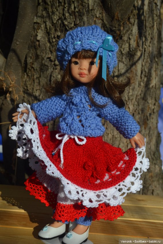 Свитер, юбка, шапочка и гетры для куклы Paola Reina (фото 5)