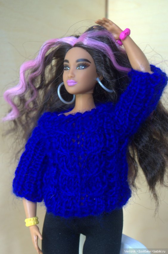 Пуловер для Барби "Королевский синий" (фото 2)