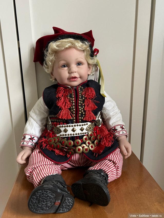 Adora Jarek дети мира Польша