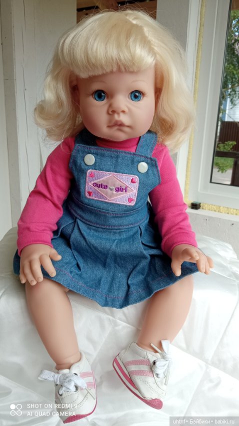 Lee Middleton -- "SAVANNAH" Play Baby . 19 "