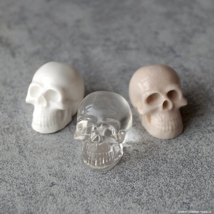 Черепа в масштабе 1:6 — Миниатюра для кукол