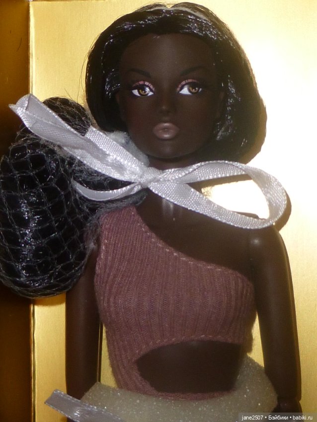 Кукла Мизи Mizi doll JHDTOYS Basic Fatima Beach Fun NRFB (размер Барби, Integrity) (фото 2)