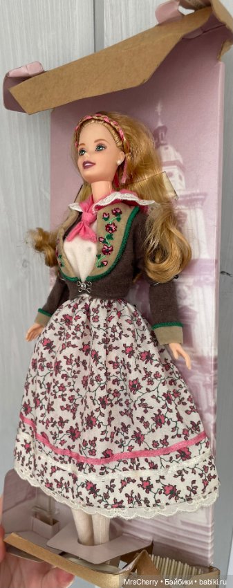 Девочка из Австрии \ Austrian Barbie (фото 4)