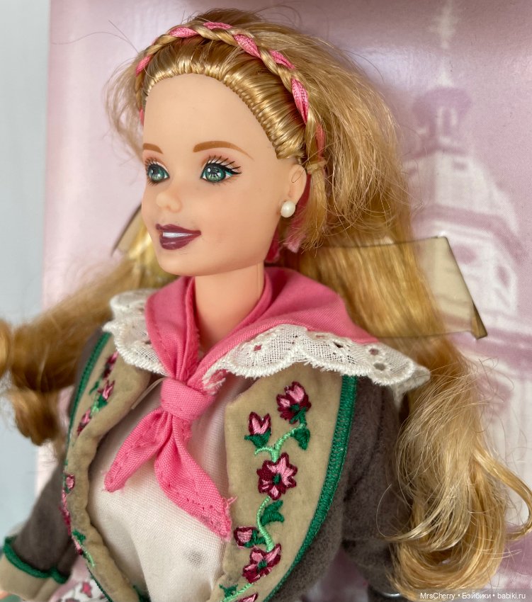 Девочка из Австрии \ Austrian Barbie (фото 6)