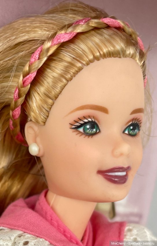 Девочка из Австрии \ Austrian Barbie (фото 10)