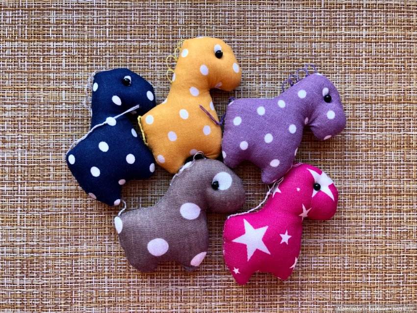 Милые коники — Аксессуары для кукол (фото 5)