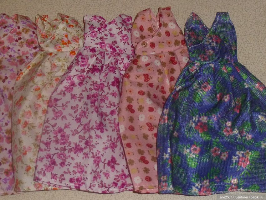 Лот простых летних платьев с цветочным принтом для Барби и других кукол 12 дюймов (Handmade) (фото 3)