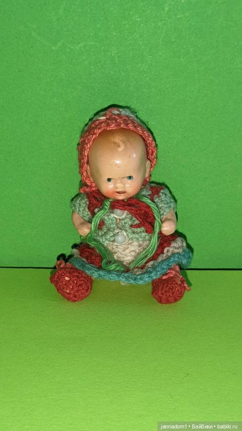 Пупсик керамический Hertwig в шапочке, высота 8 см (фото 5)