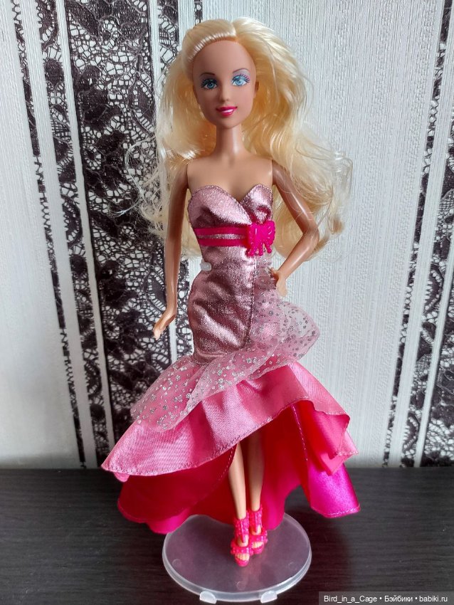 Люси в розовом платье — Игровые куклы