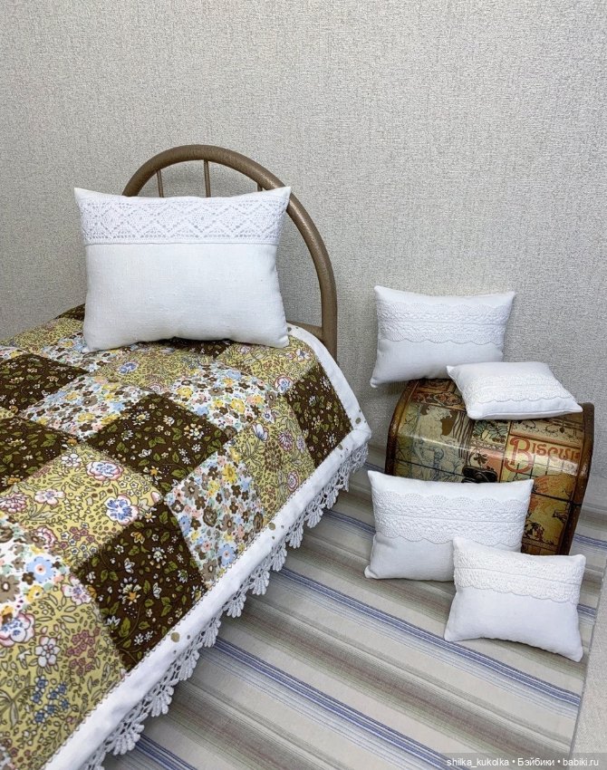 Одеяло лоскутное для куклы (фото 2)