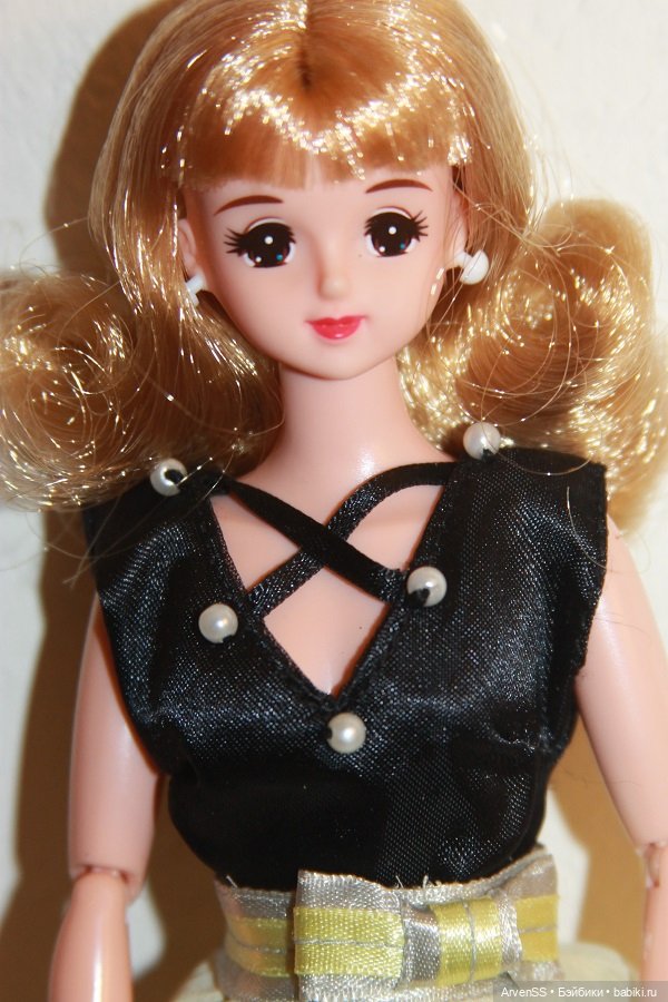 Винтажная Дженни Supermodel Club на шарнирном теле SAJ компании Такара (фото 2)