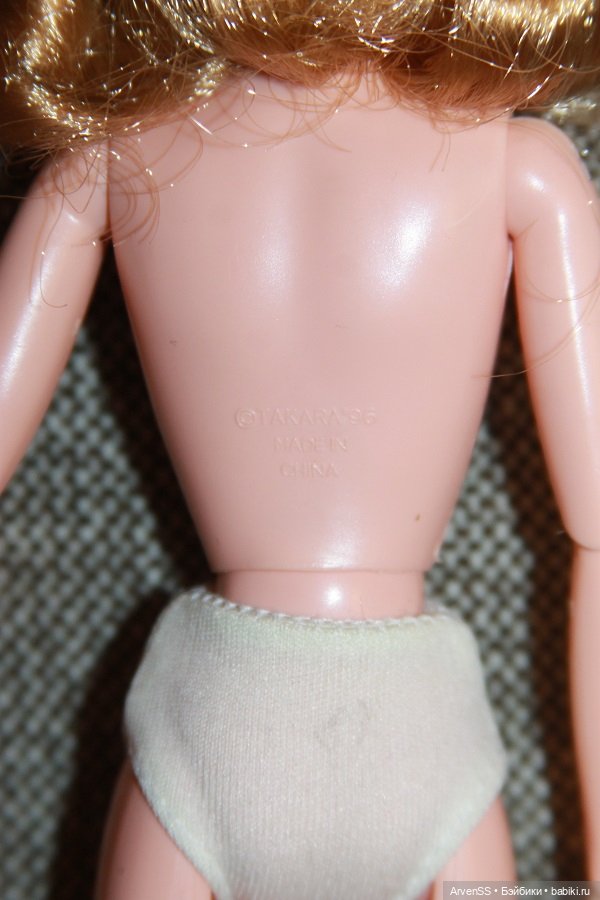 Винтажная Дженни Supermodel Club на шарнирном теле SAJ компании Такара (фото 9)