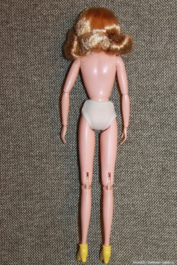 Винтажная Дженни Supermodel Club на шарнирном теле SAJ компании Такара (фото 8)