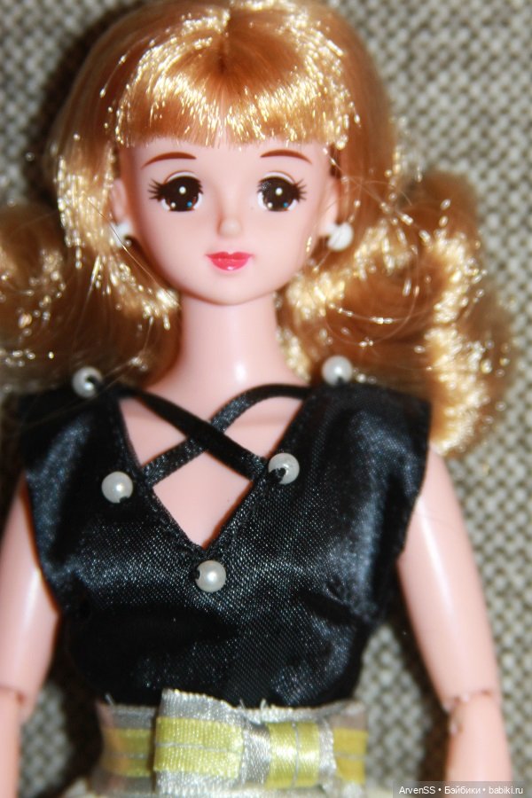 Винтажная Дженни Supermodel Club на шарнирном теле SAJ компании Такара (фото 4)