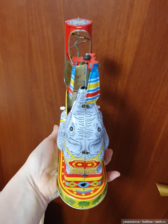 Винтажная заводная игрушка слон (фото 3)