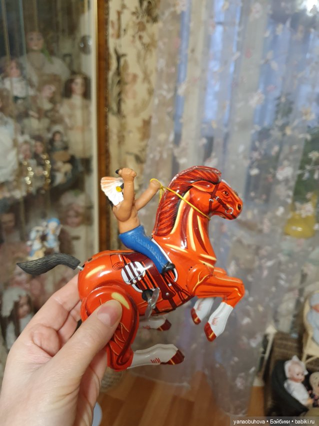 Заводная игрушка индеец. Винтаж (фото 3)