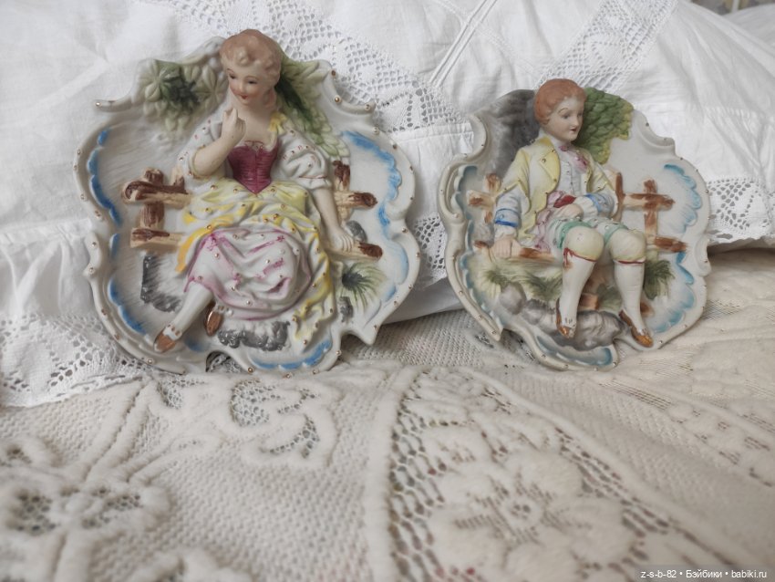 Фарфоровые парные плакетки