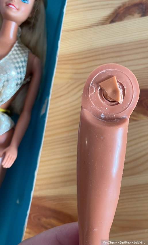 Sun Gold Malibu Barbie / бедняжка (фото 3)