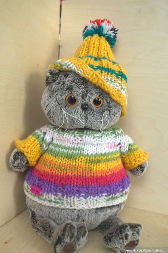 Свитер и шапочка для Басика 25 см