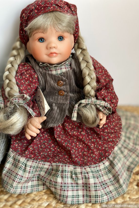 Пара коллекционных кукол из Германии (фото 4)