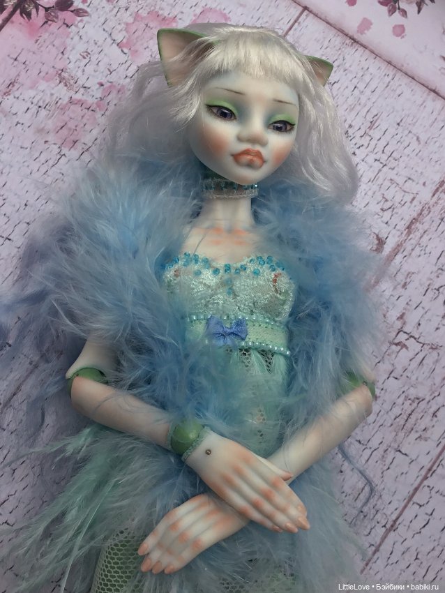 Кошачья мята, фарфоровая кукла (фото 4)