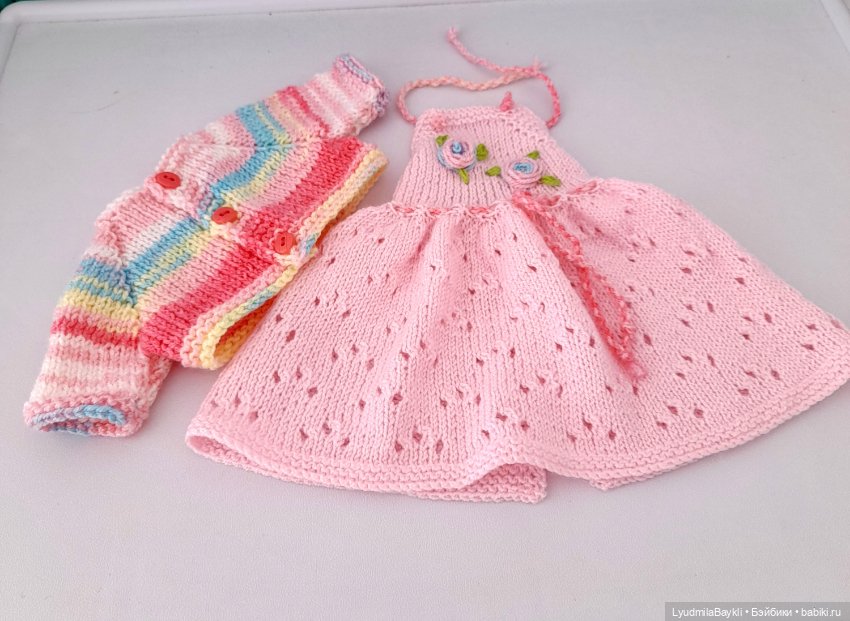 Вязаные платья для кукол Готц 50 см (фото 8)