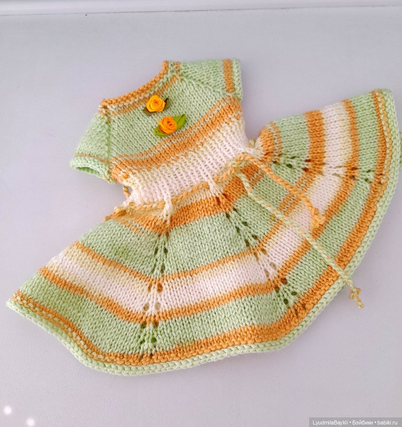 Вязаные платья для кукол Готц 50 см (фото 7)