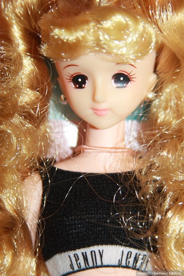 Винтажная подружка Дженни Шина компании Такара (фото 3)