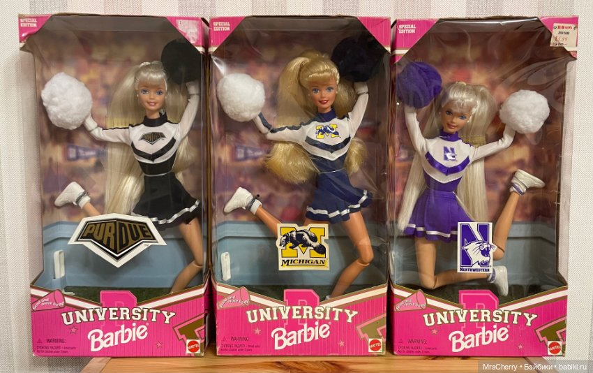 Девочка чирлидер / Purdue University Barbie Cheerleader