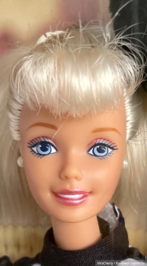 Девочка чирлидер / Purdue University Barbie Cheerleader (фото 2)