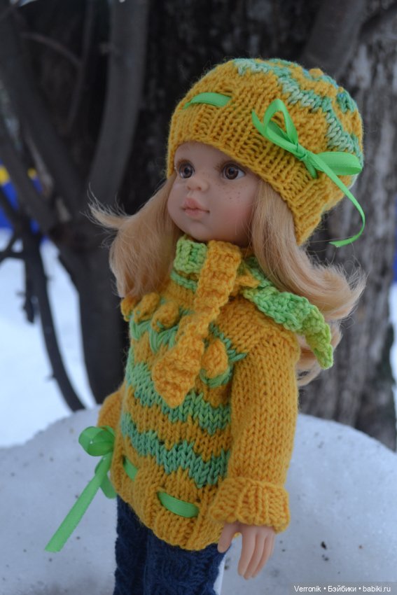 Свитер, шарф и шапочка для куклы Paola Reina (фото 5)