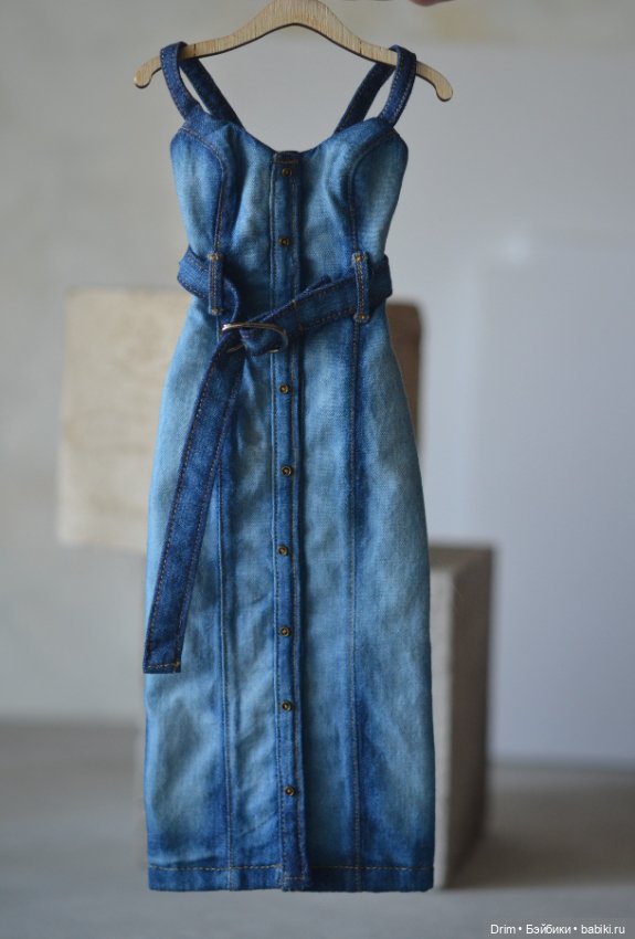 Сарафан джинсовый на кукол Н.Лосева