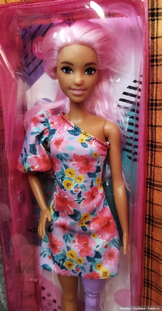 Кукла Barbie fashionistas 189 (HBV21)