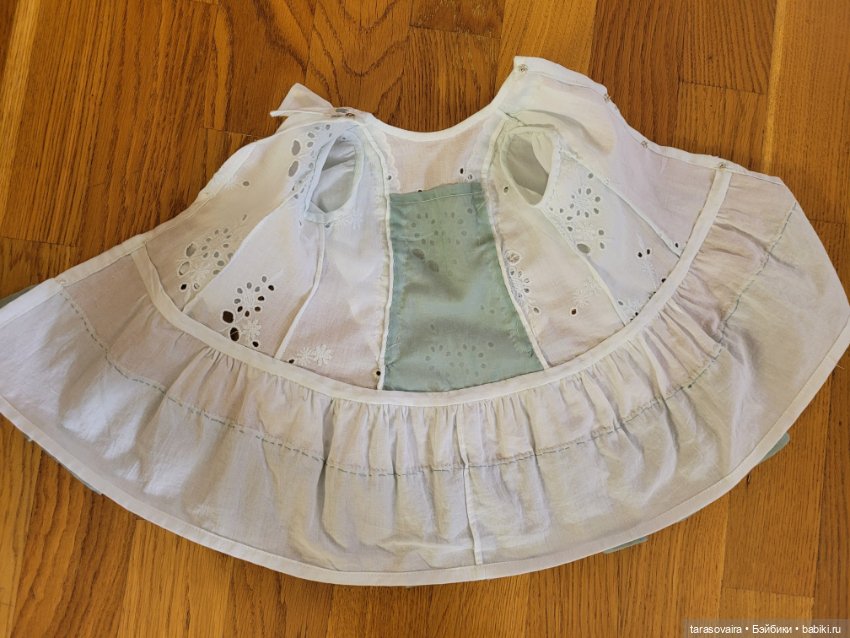 Платье для куклы 55-57 см из винтажных материалов (фото 7)