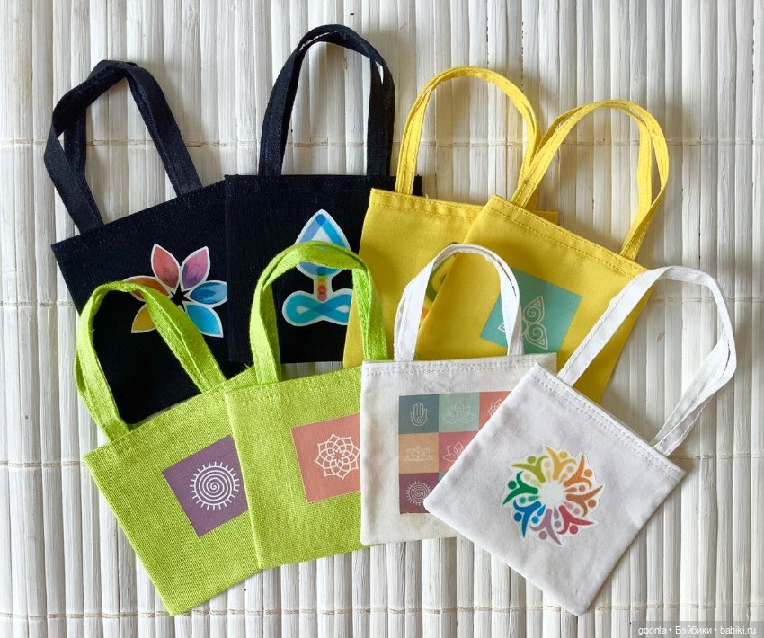 Желтые сумки шопперы для кукол формата Барби