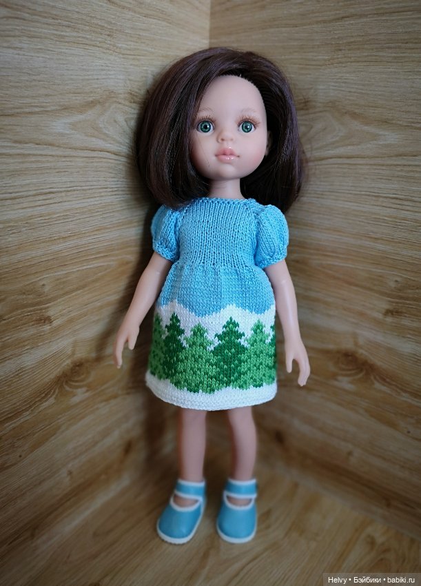 Платье с елочками для кукол Little Darling и Paola Reina (фото 2)