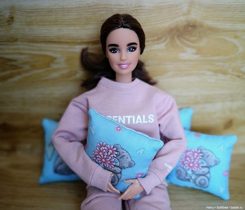 Подушки для кукол 1/6 размера (фото 8)